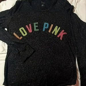 ❤ 3/$40 VS Pink longsleeve size large